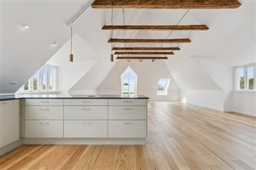 Photo 2. Apartment, Bernstorffsvej, Hellerup 