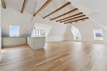 Photo 1. Apartment, Bernstorffsvej, Hellerup 