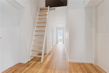 Photo 13. Apartment, Bernstorffsvej, Hellerup 