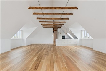 Photo 3. Apartment, Bernstorffsvej, Hellerup 