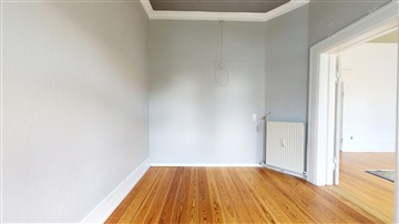 Photo 5. Apartment, Hellerupvej, Hellerup 