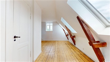 Photo 2. Apartment, Hellerupvej, Hellerup 