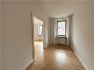 Photo 3. Apartment, Peter Bangs Vej, Frederiksberg 