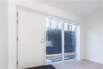 Photo 9. House, Robert Jacobsens Vej, København S 