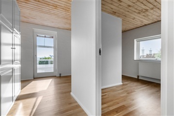 Photo 7. House, Strandvejen, Charlottenlund 