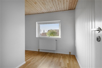 Photo 10. House, Strandvejen, Charlottenlund 