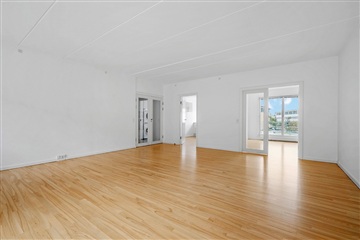 Photo 2. Apartment, Bryggertorvet, Hellerup 