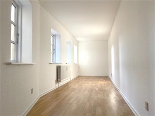 Photo 4. Apartment, Dronningensgade, Odense C 