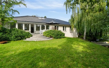 Photo 1. House, Vængestien, Holte 