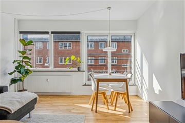 Photo 2. Apartment, Nygårdsvej, København Ø