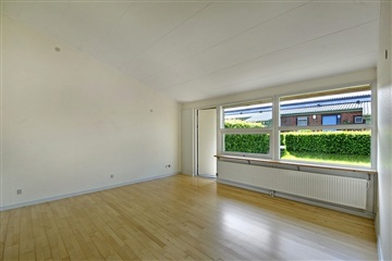 Photo 3. House, Vestervænget, Give 