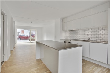 Photo 1. House, Krimsvej, København S 