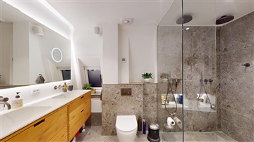 Photo 33. House, Milanovej, København S 