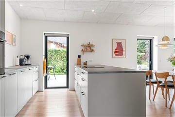 Photo 2. House, Ridemandsmøllevej, Svenstrup J 