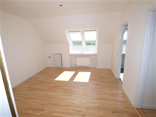 Photo 7. Room, Holstebrovej, Skive 