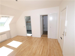 Photo 8. Room, Holstebrovej, Skive 