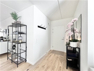 Photo 1. Apartment, Munkebjergvænget, Odense M 