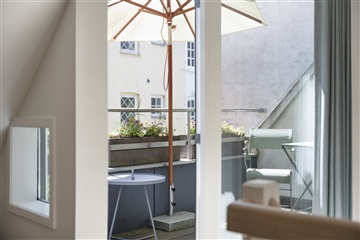 Photo 5. House, Rådhusstræde, København K 