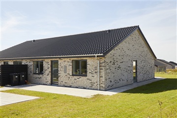 Photo 2. House, Ane Sørensens Vej, Give 