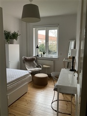 Billede 1. Værelse, Dronninggårds Alle, Holte 