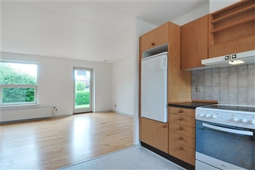 Photo 3. House, Løveparkvej, Give 