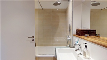 Photo 3. Apartment, Hellerupvej, Hellerup 