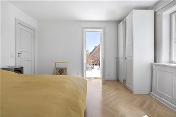 Photo 11. Apartment, Bernstorffsvej, Hellerup 