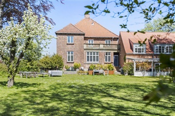 Photo 1. Apartment, Bernstorffsvej, Hellerup 