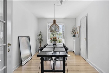 Photo 7. Apartment, Bernstorffsvej, Hellerup 