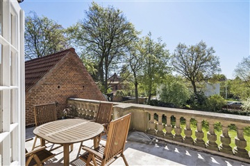 Photo 3. Apartment, Bernstorffsvej, Hellerup 