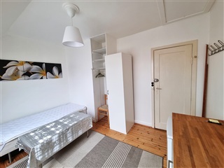 Photo 2. Room, Lindegårdsvej, Charlottenlund 