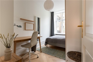 Photo 1. Room, , København V 