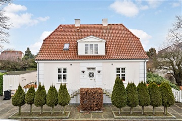 Photo 2. House, Forårsvej, Charlottenlund 