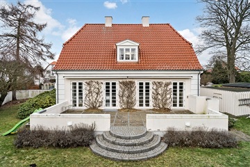 Photo 1. House, Forårsvej, Charlottenlund 