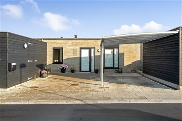 Photo 1. House, Sønderholmvænget, Hasselager 