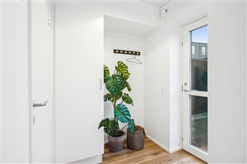 Photo 2. House, Faldskærmsvej, Værløse 