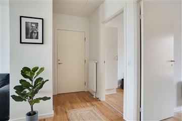 Photo 3. Apartment, Else Alfelts Vej, København S 