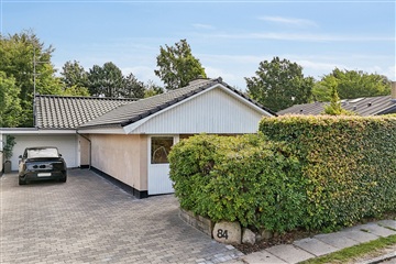 Photo 7. House, Vejdammen, Holte 