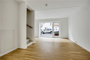 Photo 4. Apartment, Krimsvej, København S 