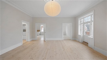 Photo 2. Apartment, Callisensvej, Hellerup 