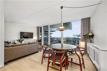 Photo 3. House, , København S 