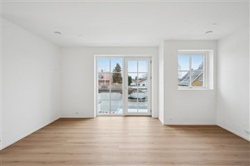 Photo 1. Apartment, Lyngvej, Vallensbæk Strand 