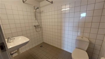 Photo 2. Room, Dæmningen, Vejle 