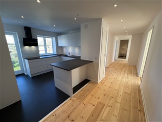 Photo 1. Apartment, Slotsgade, Hillerød 