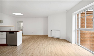Photo 2. Apartment, Skt. Hans Gade, Odense C 