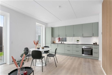 Photo 3. House, Honningvænget, Tilst 