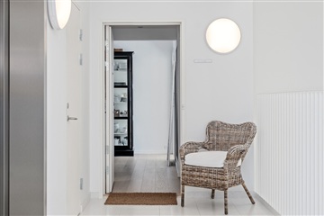 Photo 2. Apartment, Martin Luther Kings Vej, København SV 