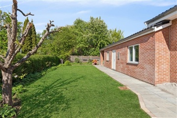 Photo 1. House, Solsortevej, Glostrup 