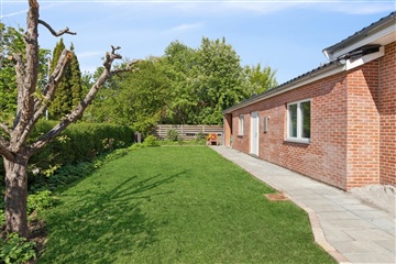 Photo 2. House, Solsortevej, Glostrup 