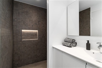 Photo 8. House, Honningvænget, Tilst 